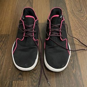 Womens Jordan’s Eclipse